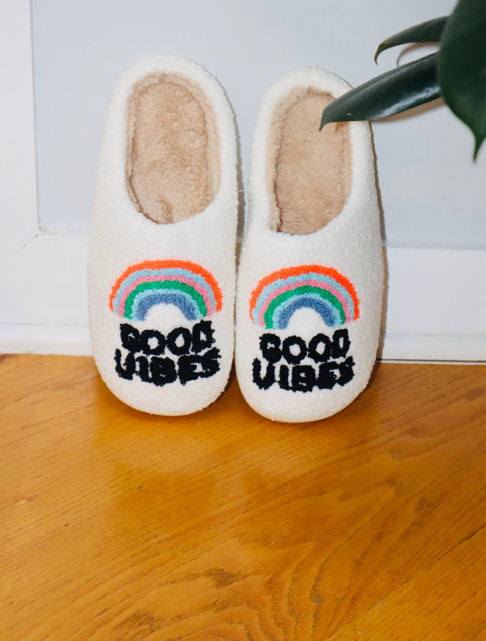 Plush Lounge Slides | Good Vibes